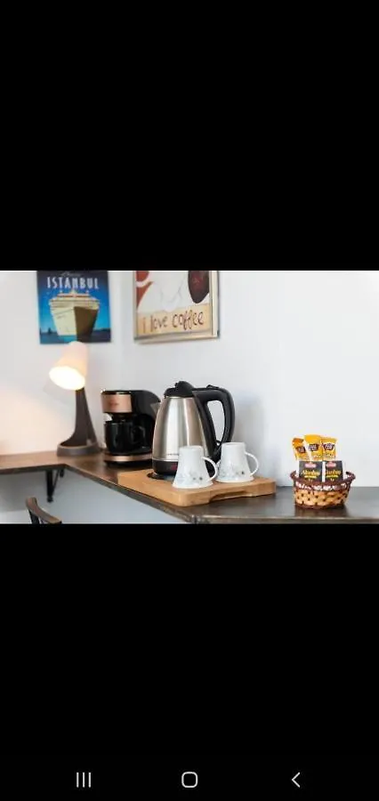 3 Floor Old City 4 Istanbul Apartment